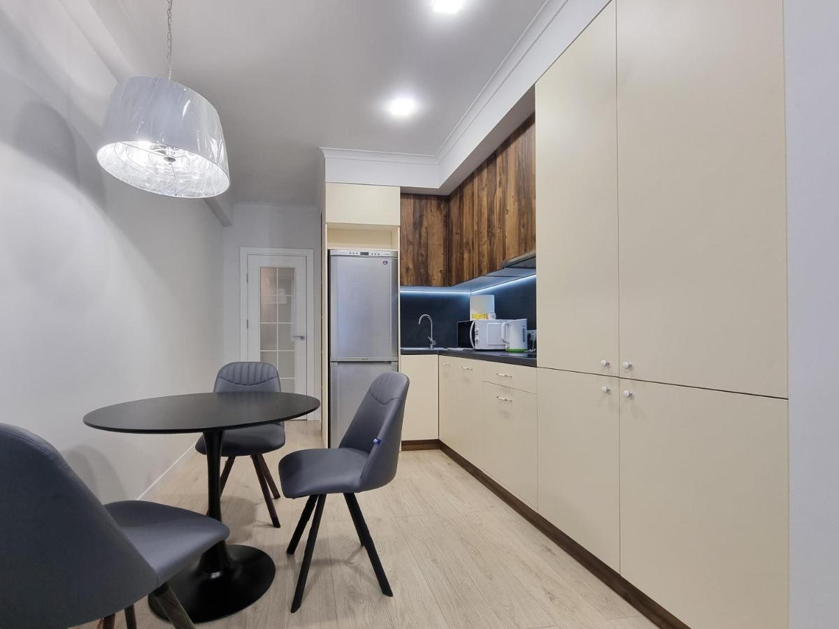 Botanica, 1 Bedroom Apartment With Living تشيسيناو المظهر الخارجي الصورة